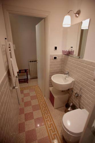 Residenza Mazzini Bed & Breakfast 2*